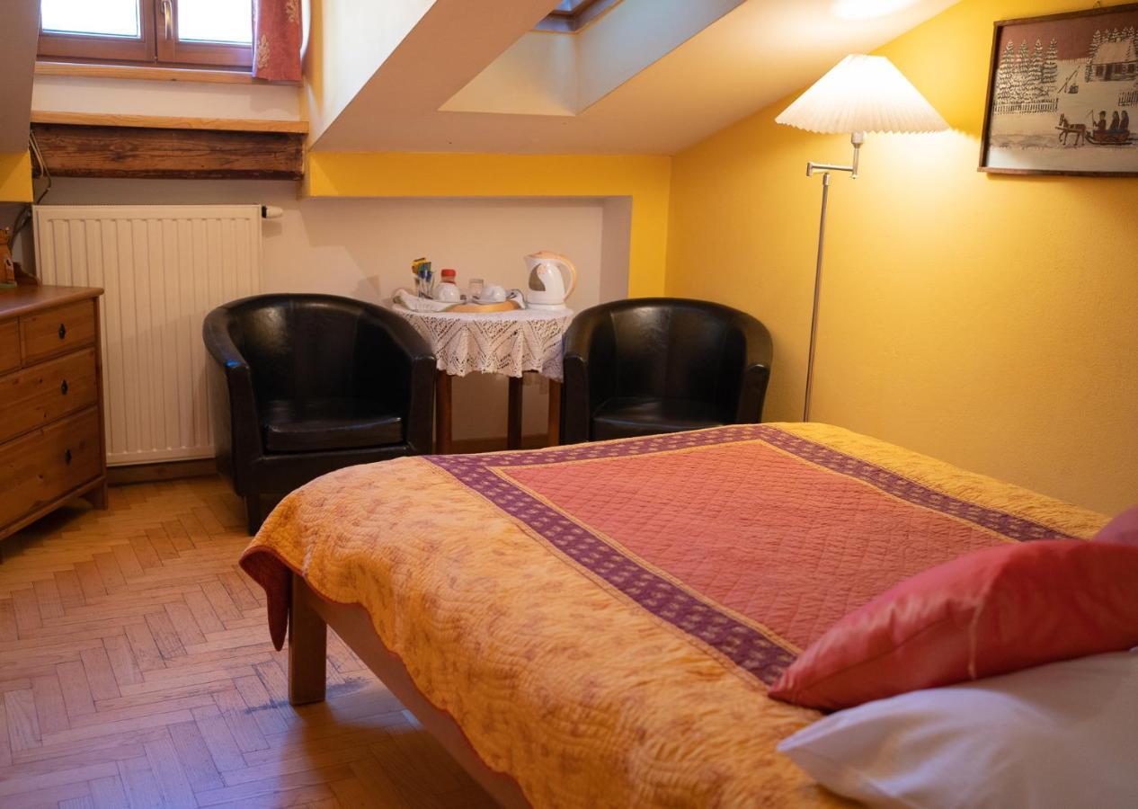 Kolory Bed & Breakfast Krasków